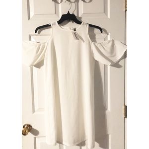 Show Lai Cold Shoulder Dress Size Medium